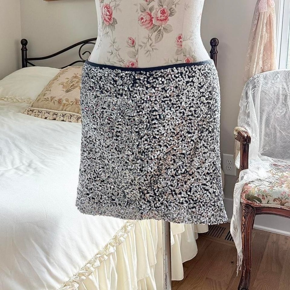 silver sequin mini skirt Y2K express silver sequin mini skirt size large